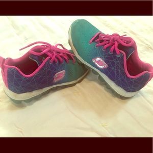 Very loved sketchers